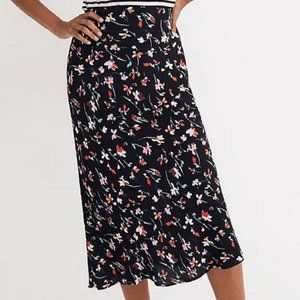 Madewell Midi Slip Skirt in Drifting Flowers Black